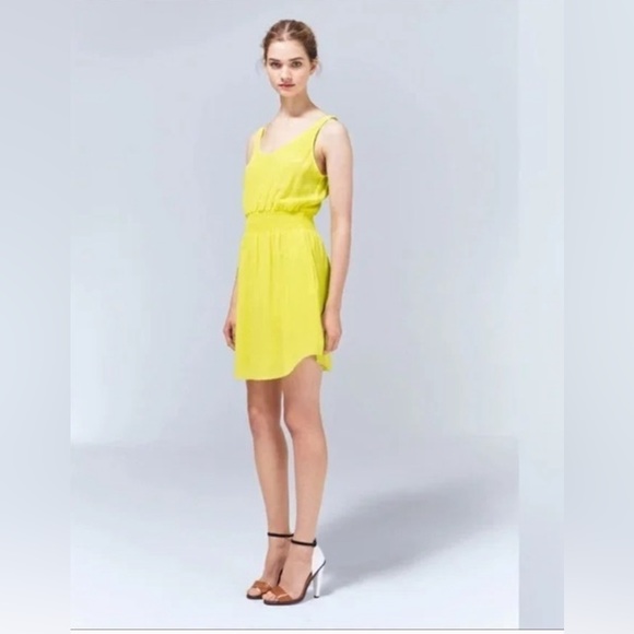 Babaton Silk Dress (M) peach color - Picture 2 of 9